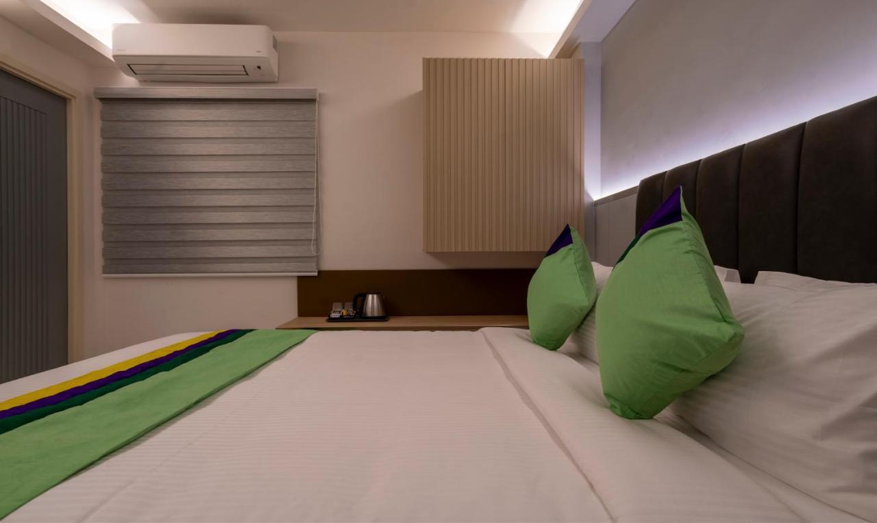 Treebo Premium D Consulate Hotel Haidarábád Kültér fotó